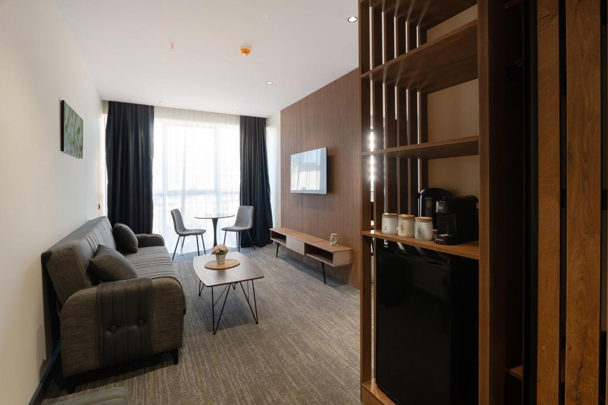 באטומי Nova Luxe Hotel & Residences חדר תמונה