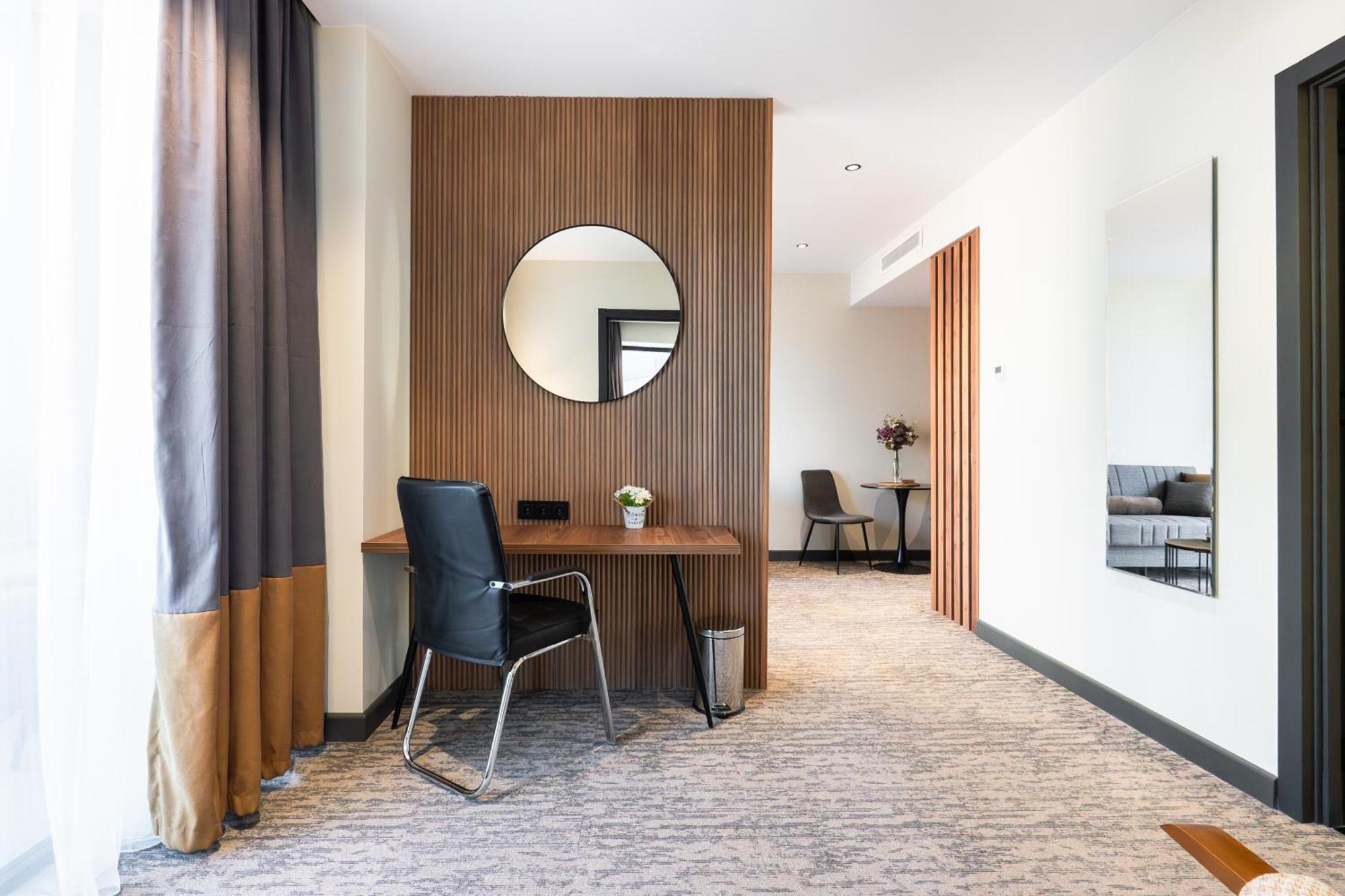 באטומי Nova Luxe Hotel & Residences מראה חיצוני תמונה