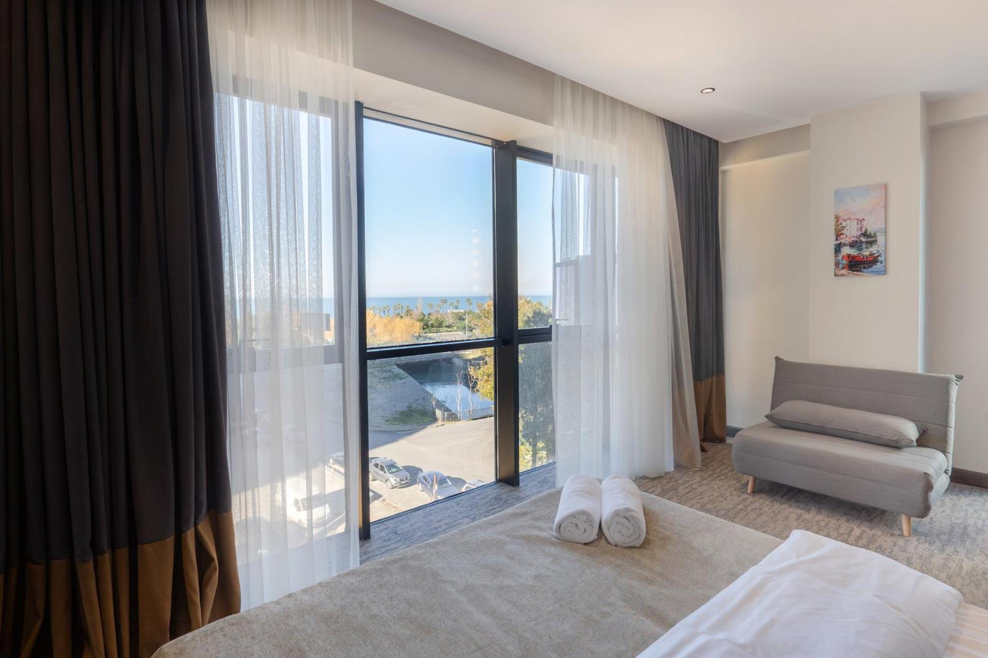 באטומי Nova Luxe Hotel & Residences מראה חיצוני תמונה